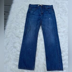 Men’s Levi’s 569, 32x 34.  Lots of life left in these jeans.